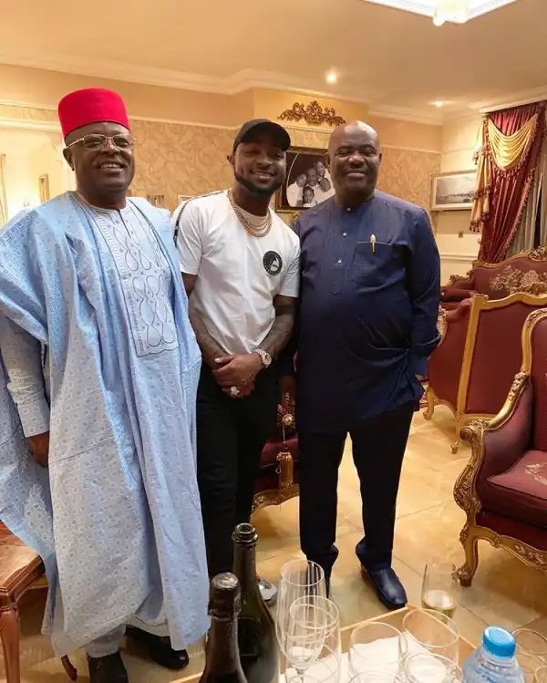 Davido Meets With Governors Umahi And Wike (Photo)